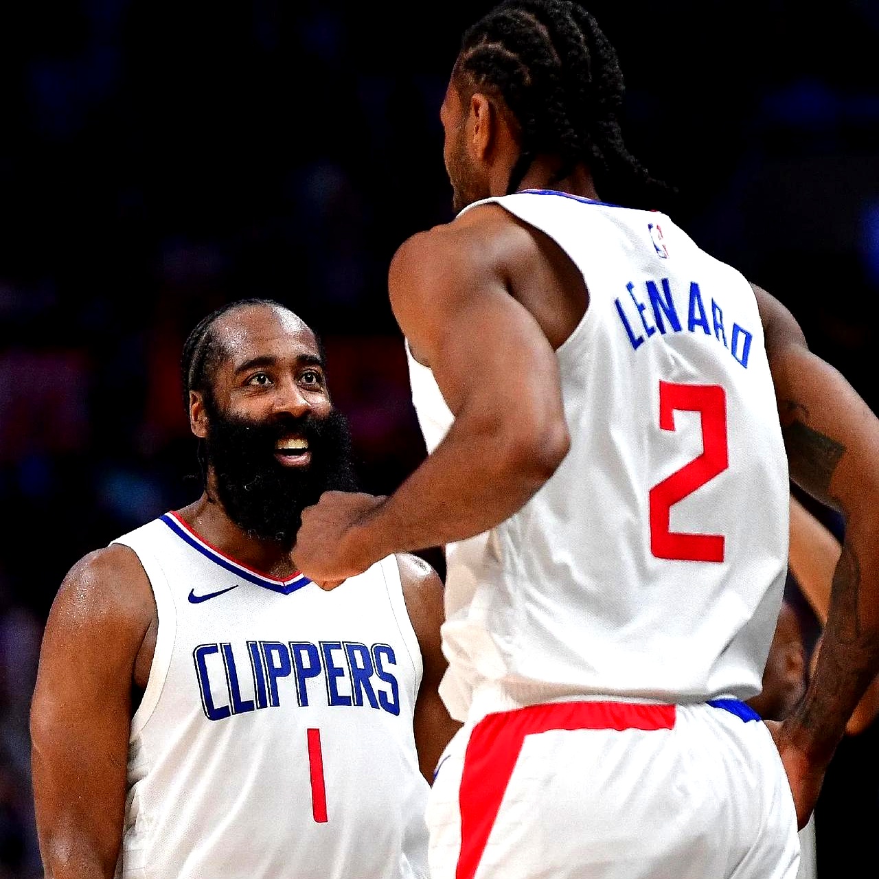 东部豪强：猛龙队继续领跑，战胜快船队的简单介绍