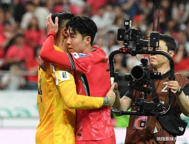 包含东亚球队豪取大胜！令全球足球狂热的词条