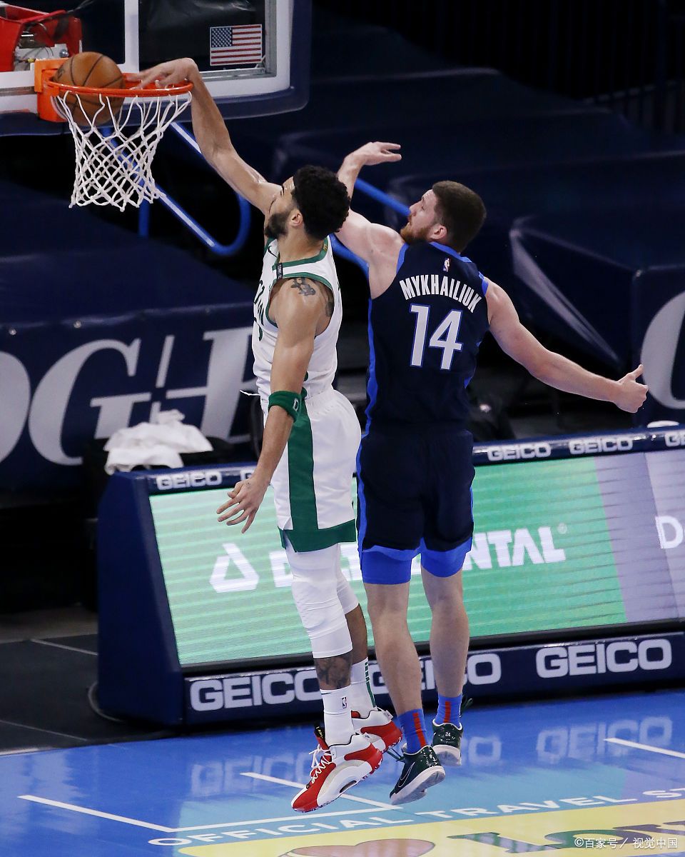 半岛体育app下载-凯尔特人全队表现神勇，备战下一场