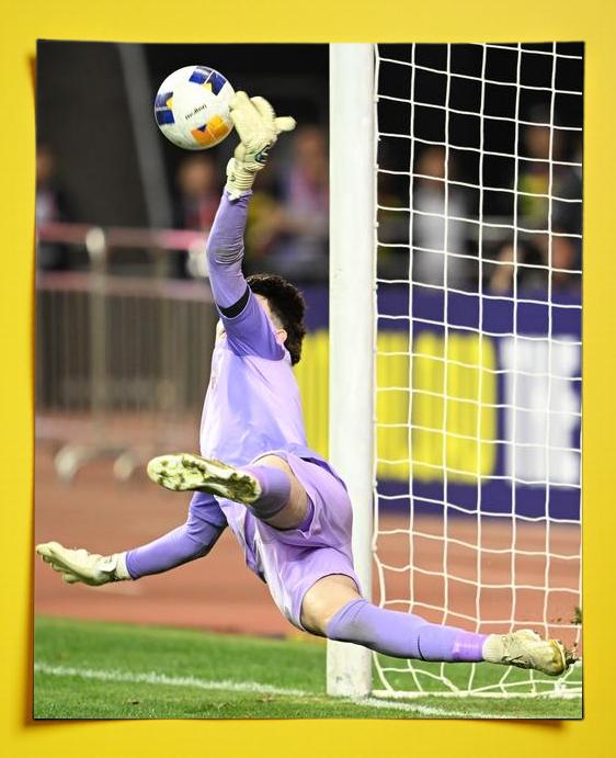 半岛体育登录入口-比赛时刻紧张刺激，两支队伍势均力敌的简单介绍