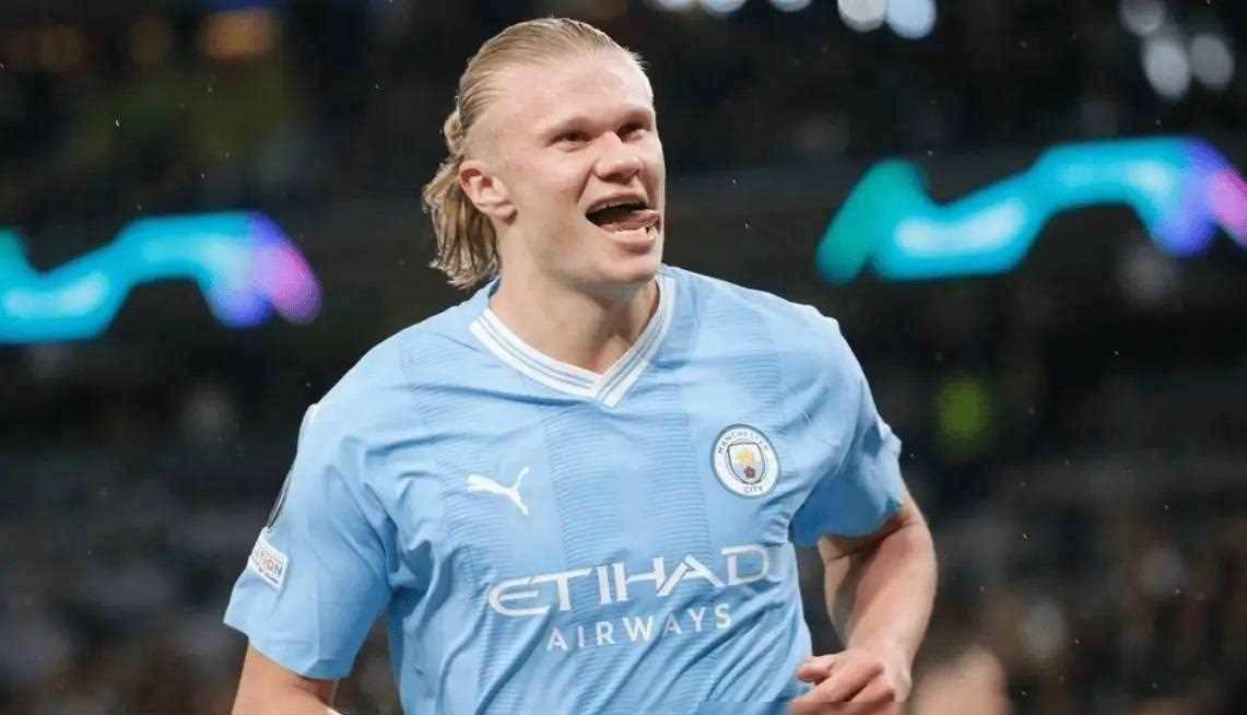 曼城客场大胜，卫冕冠军气势如虹