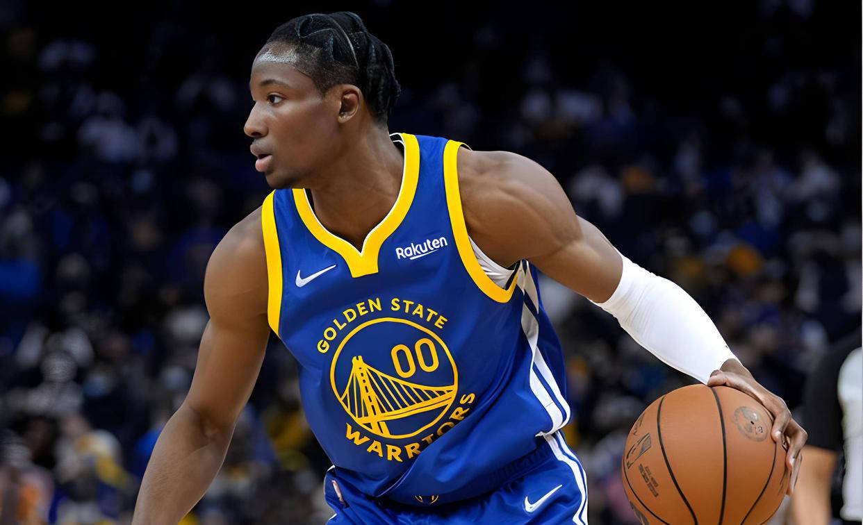 新秀球员崭露头角，帮助球队胜出