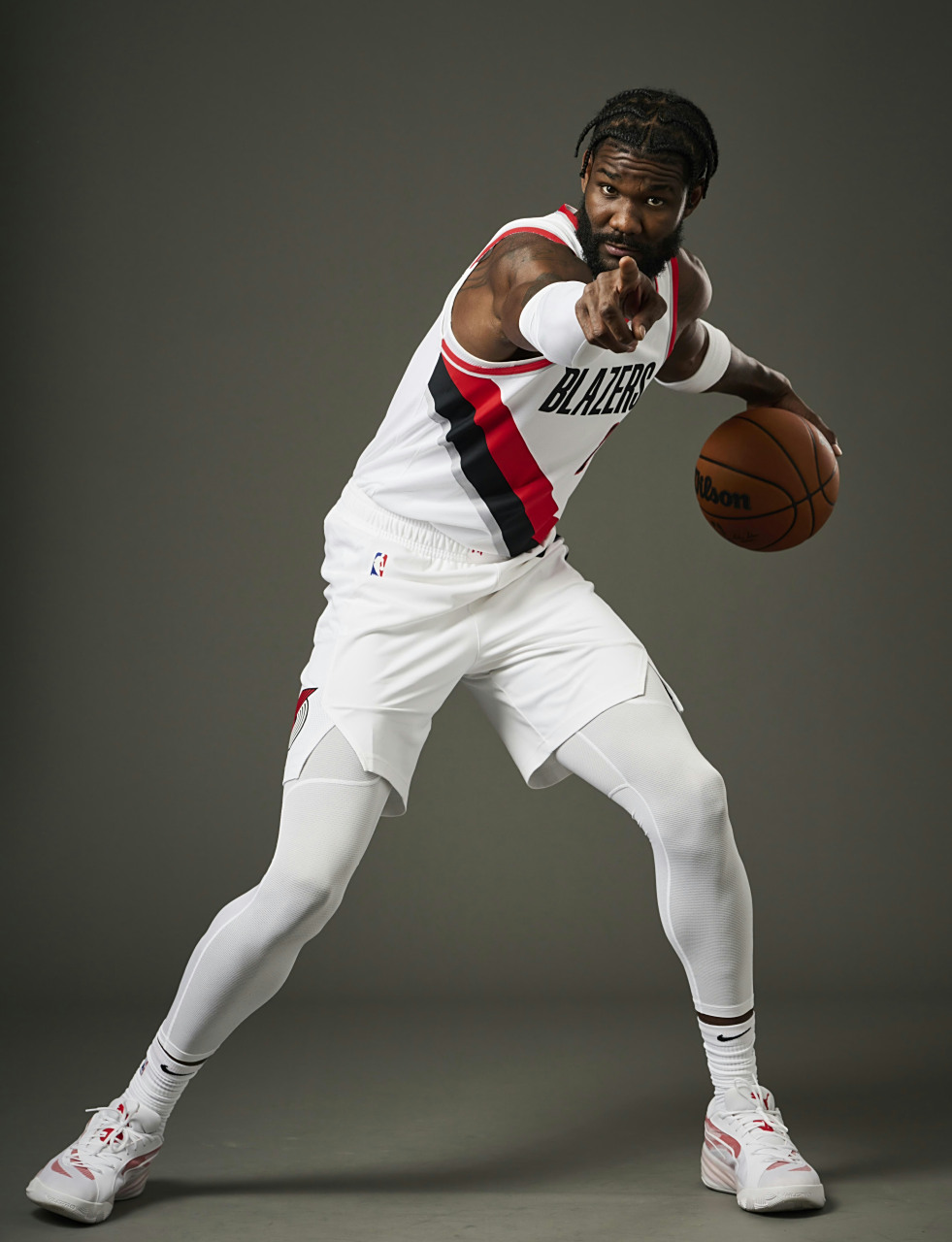 半岛体育app下载地址-开拓者主场力克太阳，助力季后赛征程的简单介绍