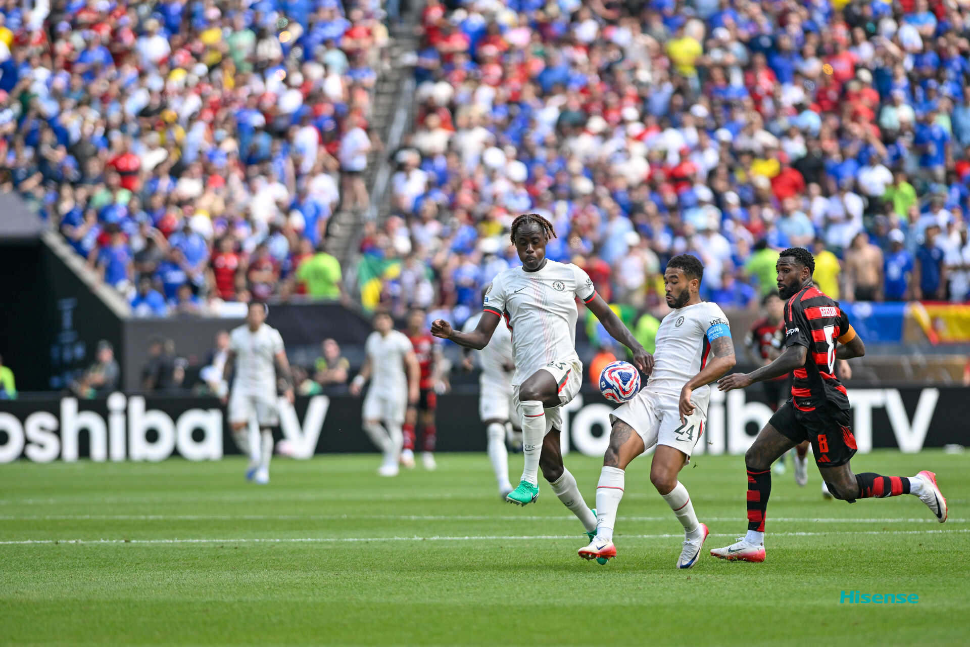 半岛体育官方入口-切尔西大将受伤！影响球队欧冠战的简单介绍