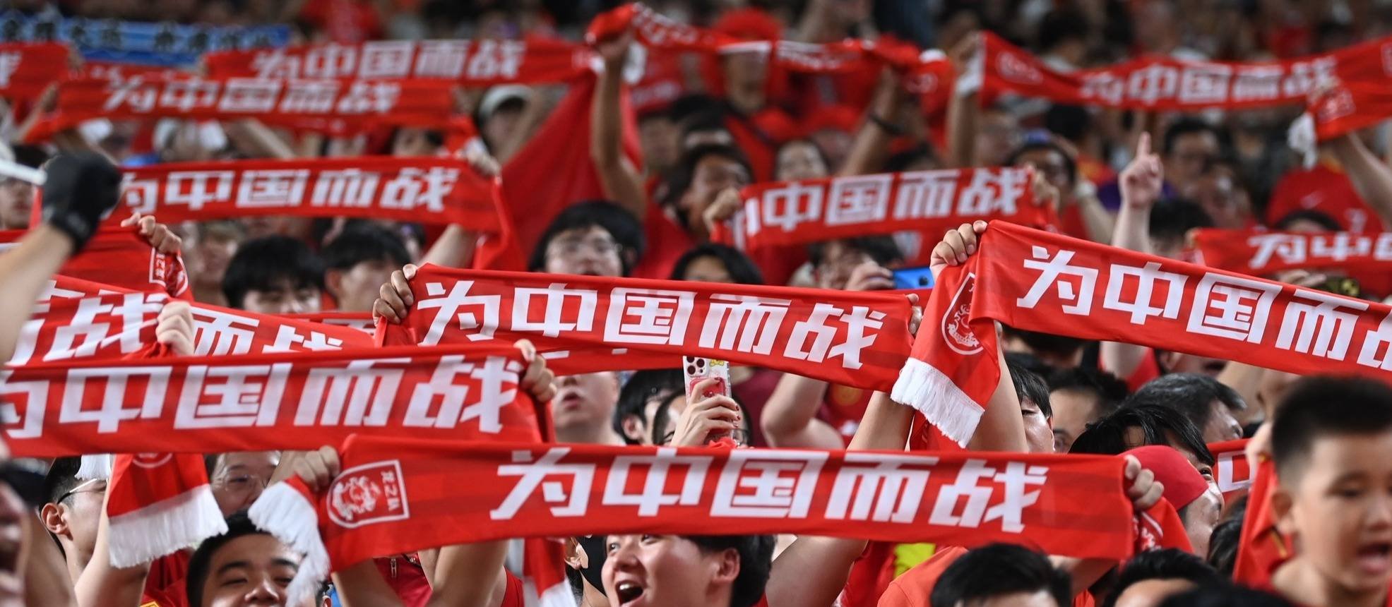 半岛体育教练-包含顶级足球比赛即将打响，球迷热情高涨的词条