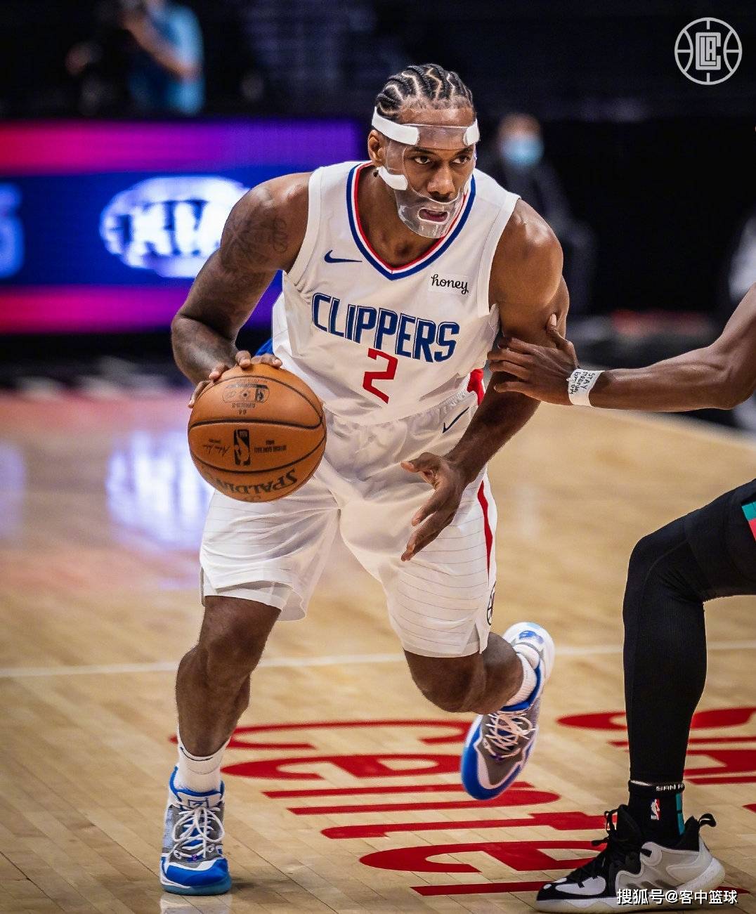 美洲篮球赛东道主迎来背靠背大胜