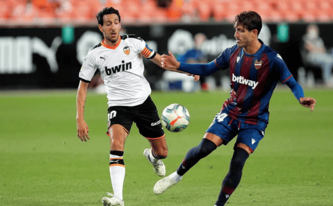 半岛体育新闻-马洛卡客场击败巴伦西亚，迎来首胜的简单介绍